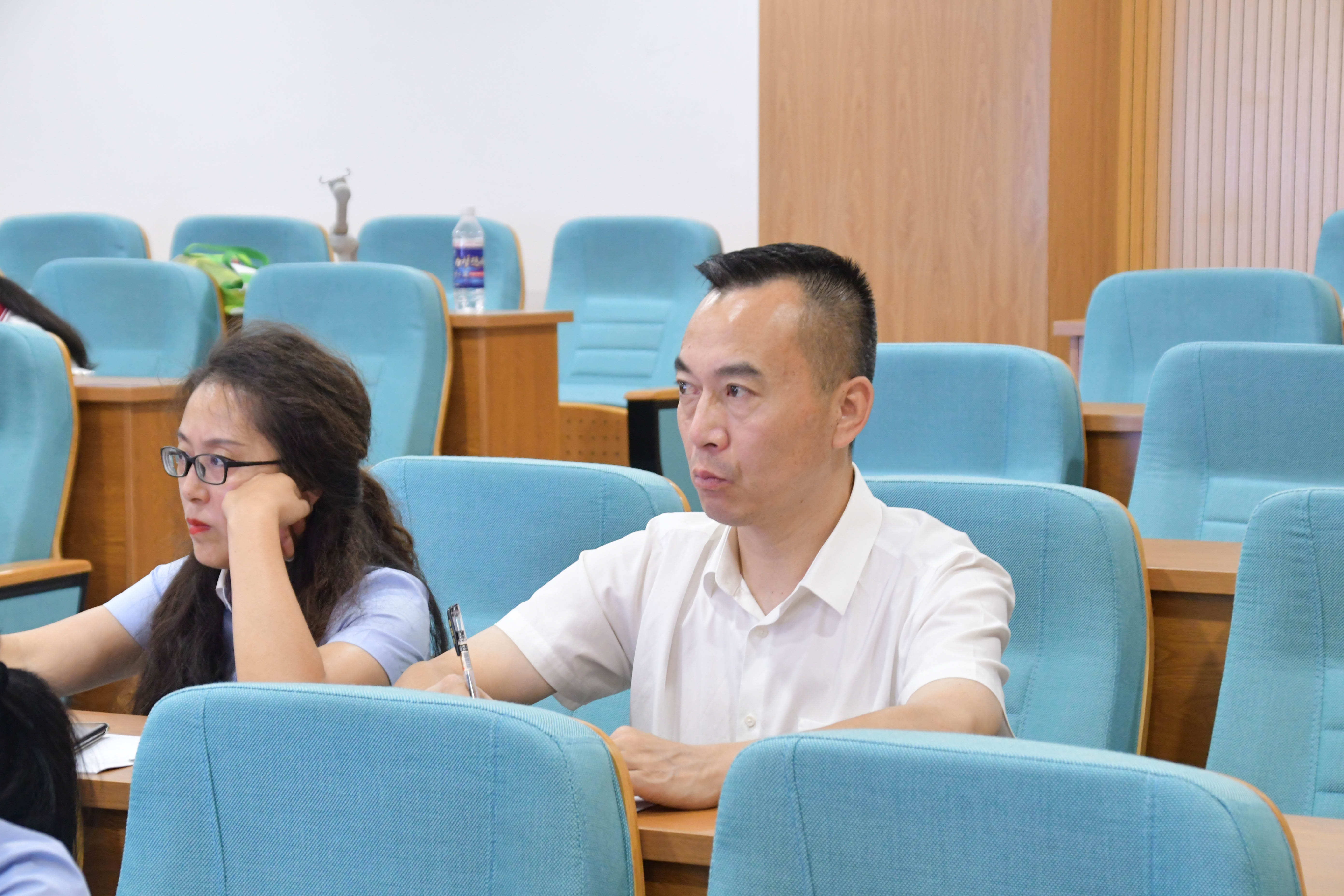1-240QQ521152K.jpg
