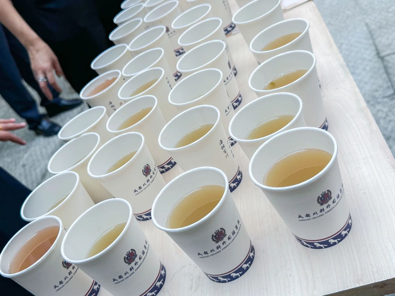 1-240R1144914941.jpg