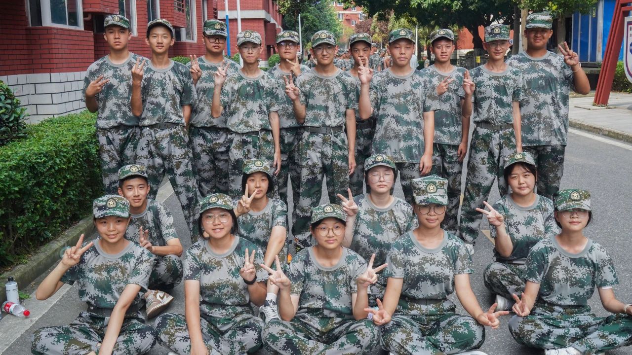 1-240RP95112P3.jpg