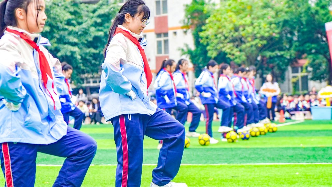 课间律动显英姿，少年朝气正当燃！(图38)