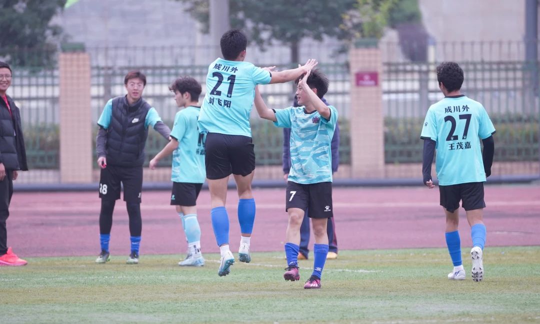 征战赛场！他们拿回2特15金！(图3)