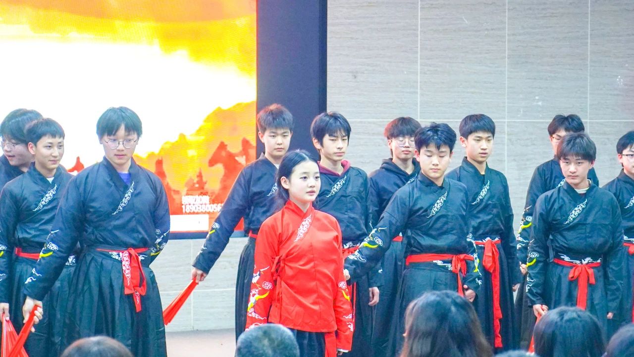 这场晚会炫酷开演！(图15)