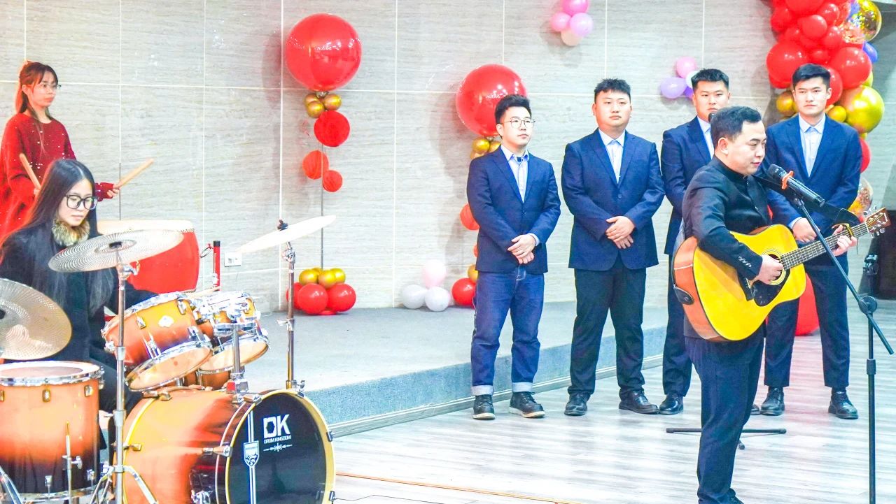 这场晚会炫酷开演！(图20)