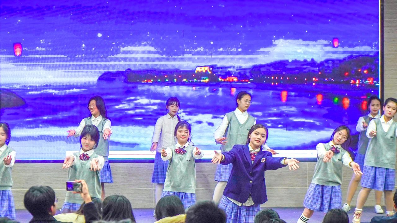 这场晚会炫酷开演！(图22)