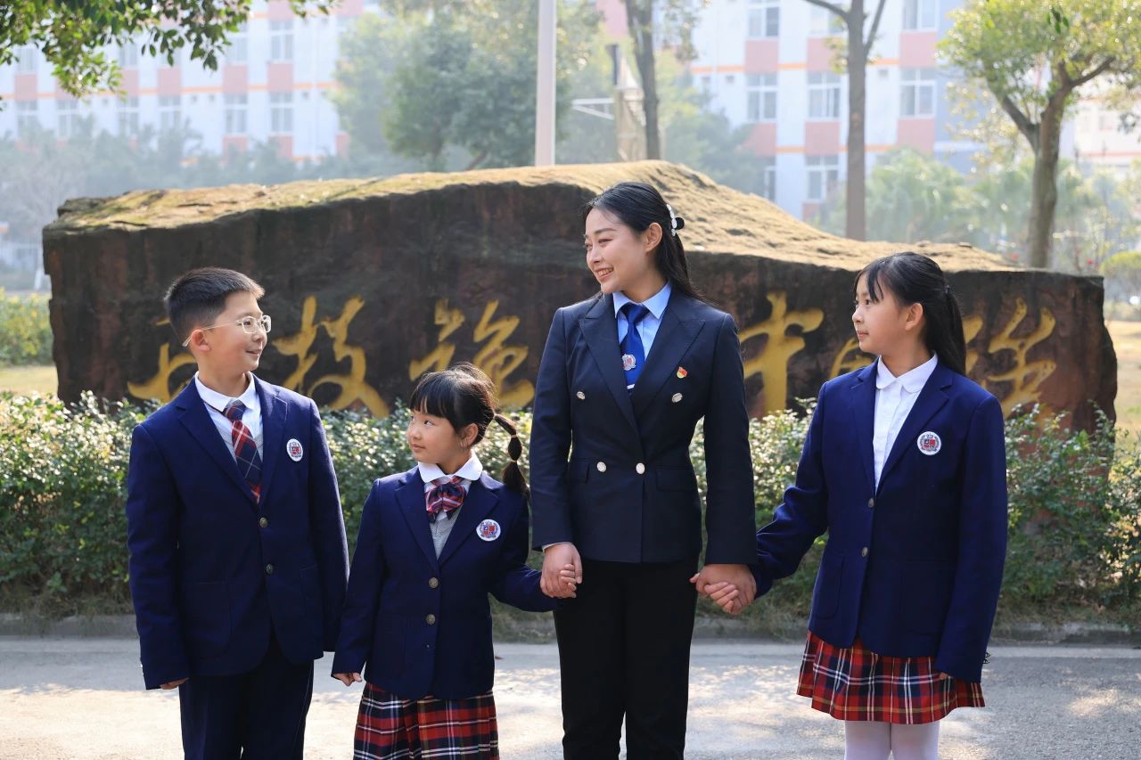 择成川外，通世界舞台｜成都市郫都区川科外国语学校义务段招生简章！(图35)