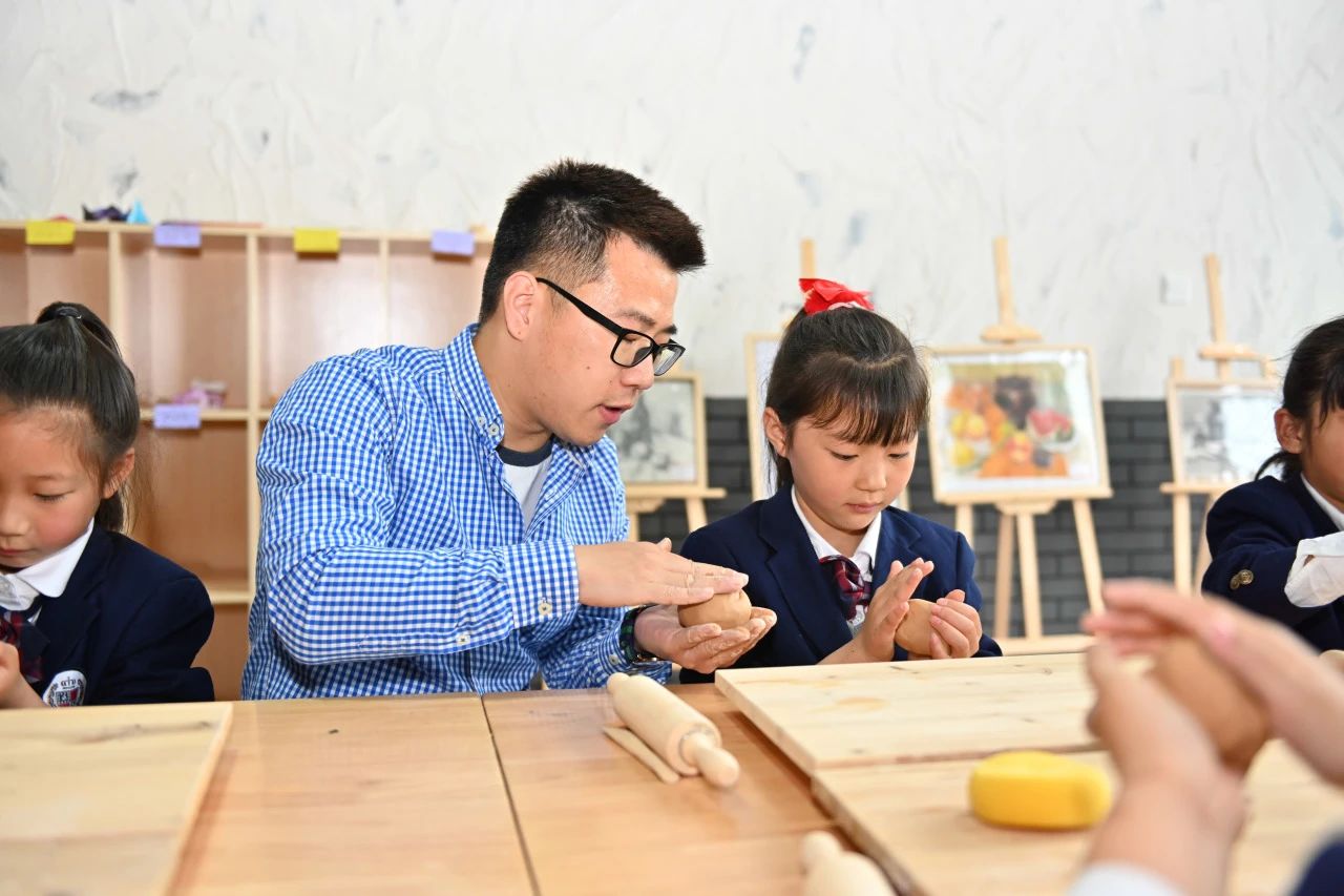 择成川外，通世界舞台｜成都市郫都区川科外国语学校义务段招生简章！(图52)